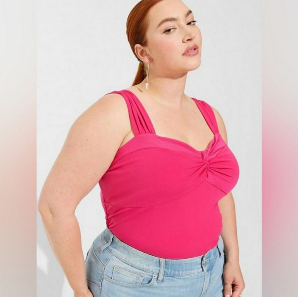 Torrid hot pink tank